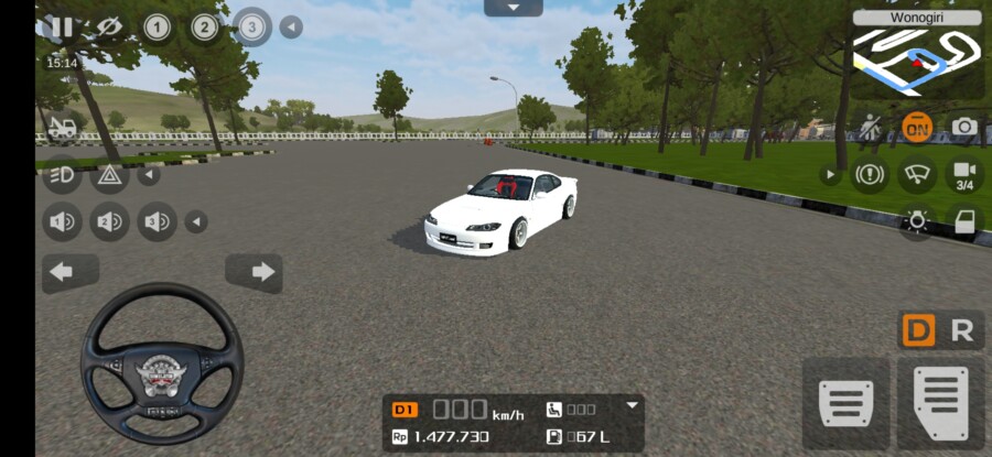 Mobil Nissan Silvia S15