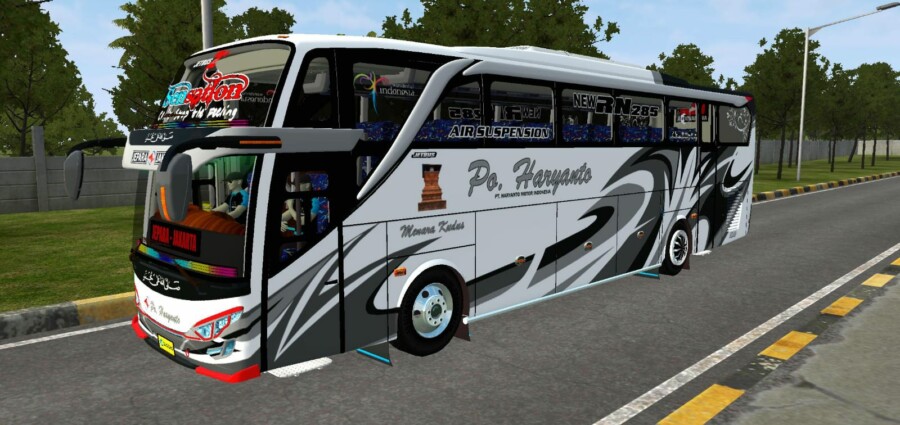 Bus PO Haryanto Racing